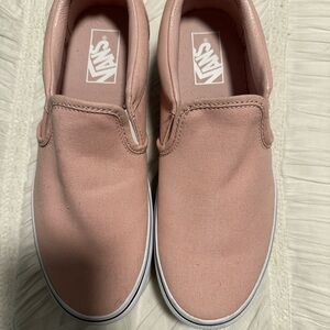 Women’s van Ahser Slip on size 9. brand New